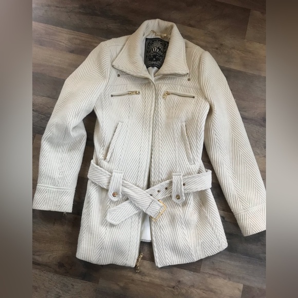Guess Jackets & Blazers - Ivory winter jacket